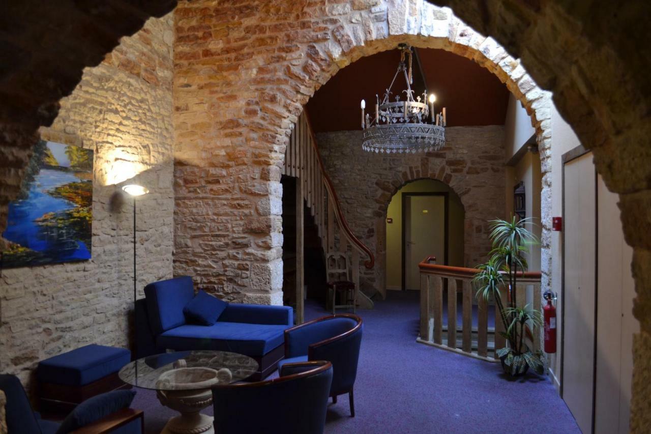 La Fleur De Lys Hotel Cormatin Buitenkant foto